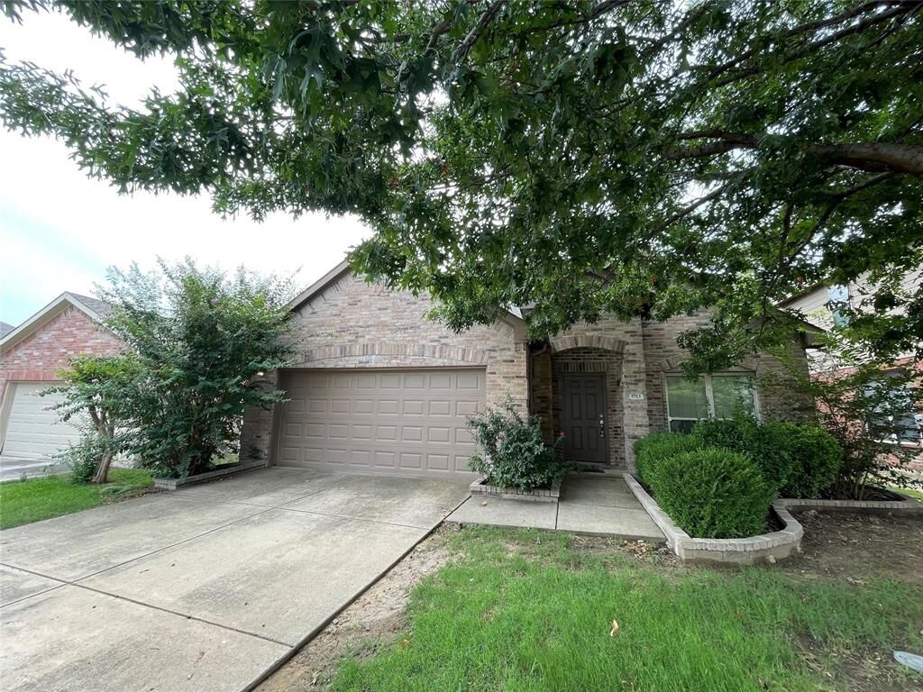 Property Photo:  5713 Pebble Ridge Drive  TX 75070 