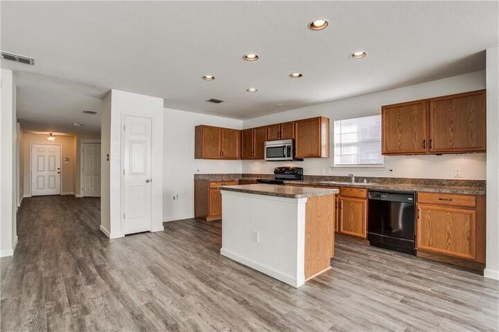 Property Photo:  14816 S Spring Ridge Circle  TX 75180 