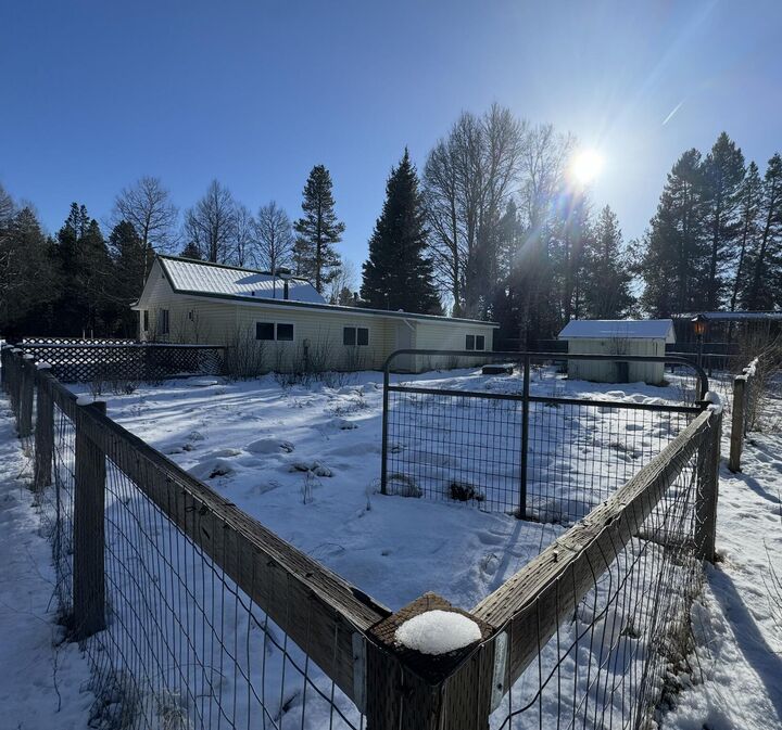 Property Photo:  135744 Highway 97  OR 97733 