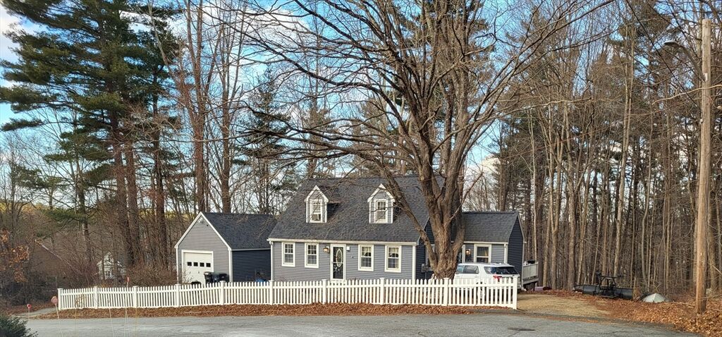 Property Photo:  13 Ridge Rd  MA 01550 