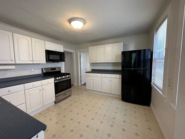 Property Photo:  65 Walnut St 2  MA 02478 