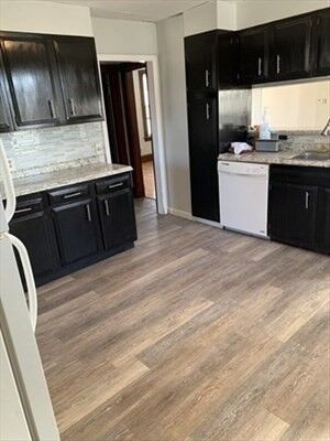 Property Photo:  106 Madison St 2  MA 01020 