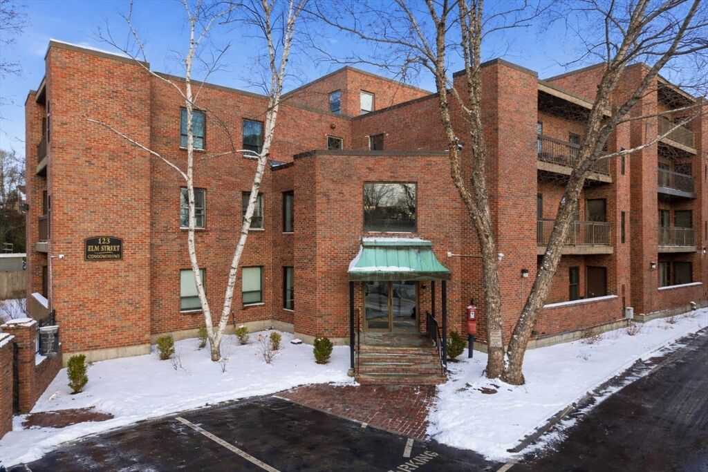 Property Photo:  123 Elm St B4  MA 02169 