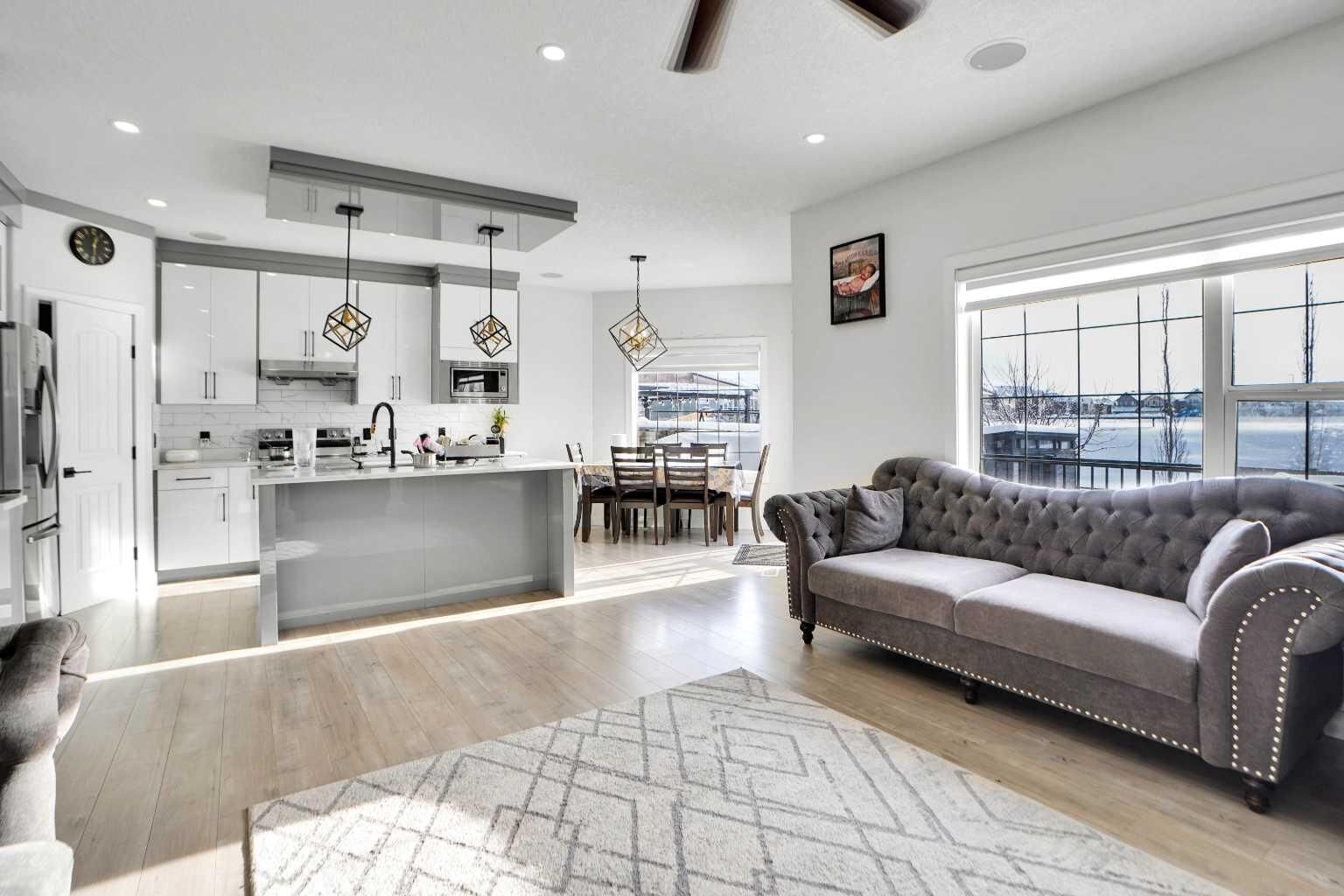 Property Photo: 85 Saddlebrook Circle NE AB T3J 0K3