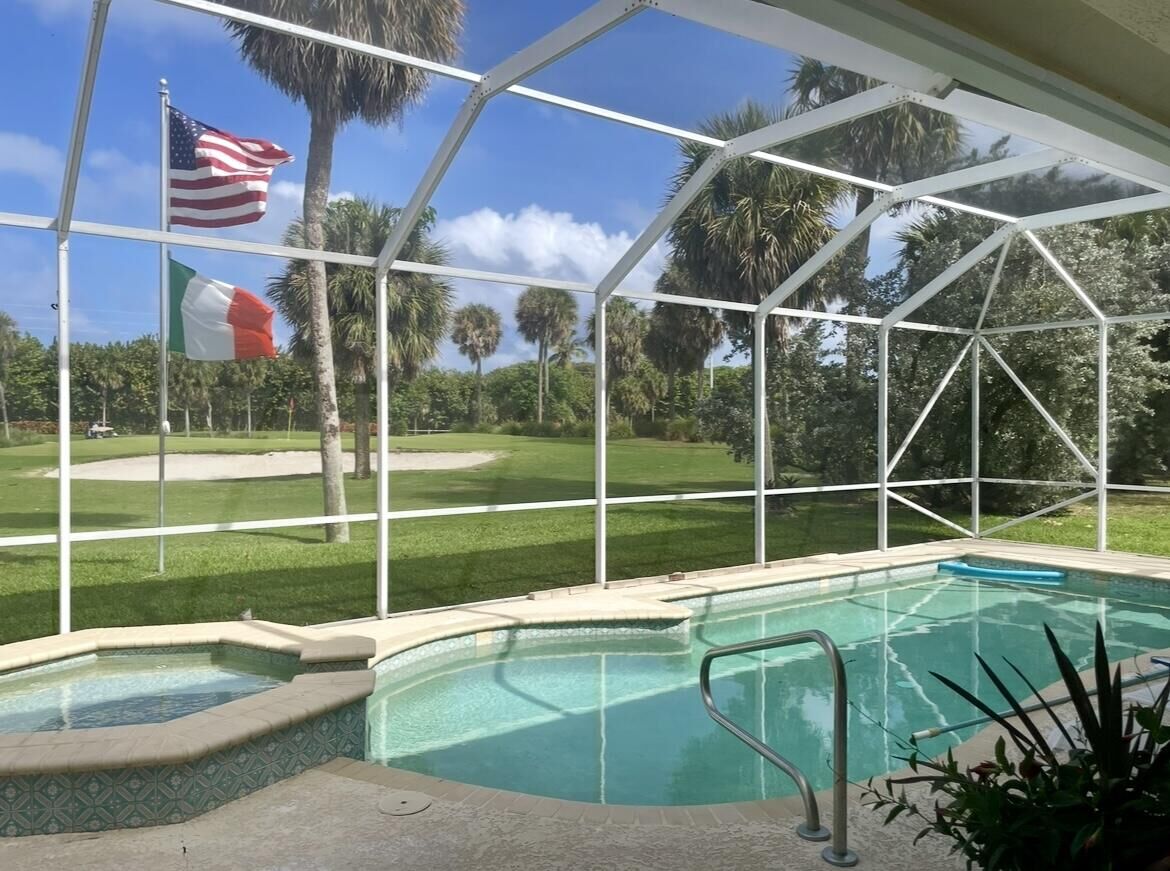 Property Photo:  950 Marble Way  FL 33432 