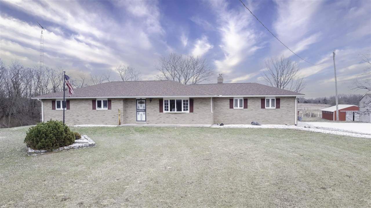 Property Photo:  2529 Reservoir Rd  IN 47374 