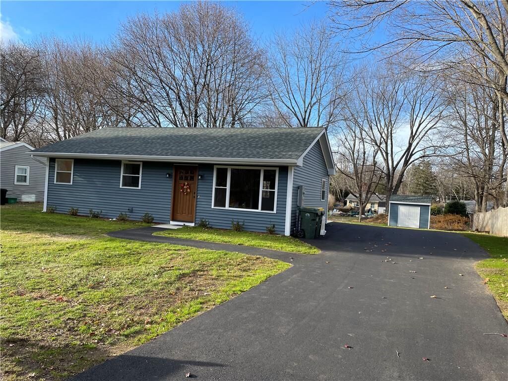 Property Photo:  14 Douglas Circle  RI 02828 