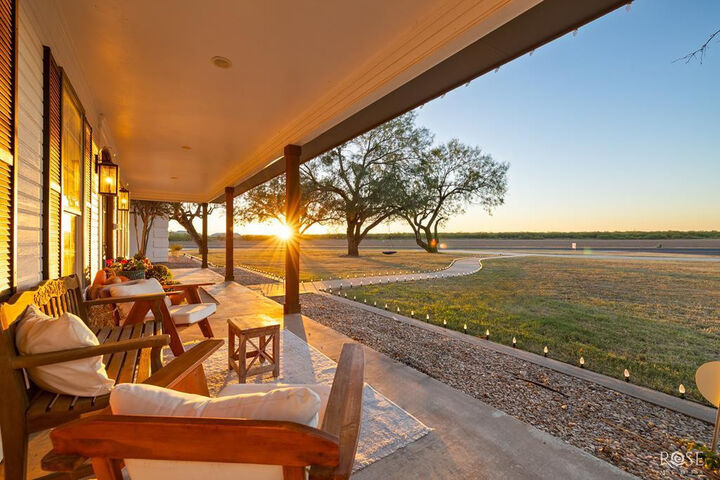 Property Photo:  1531 Ray Street  TX 76904 