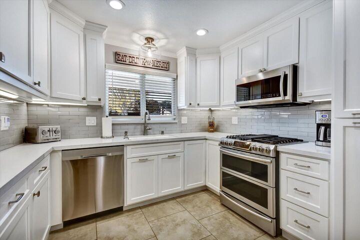 Property Photo:  5544 Woodhurst Lane  CA 95123 