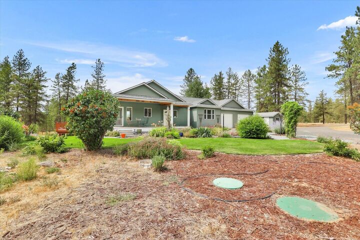 Property Photo:  11320 S Stangland Rd  WA 99022 