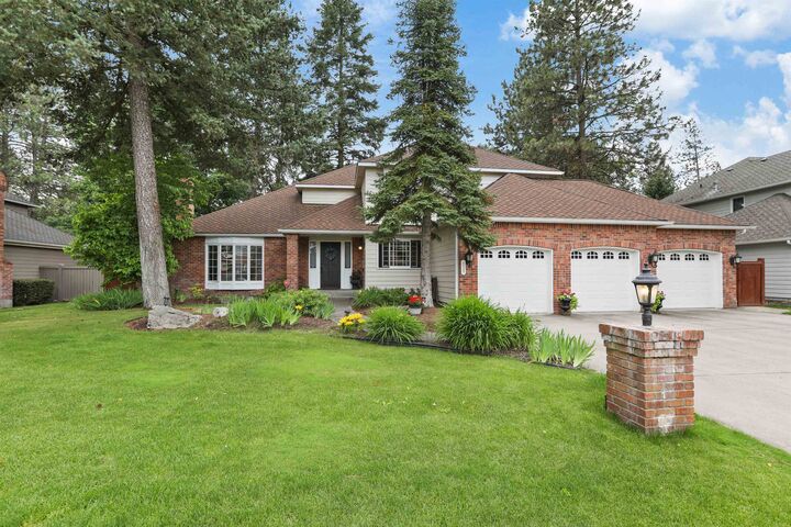 Property Photo:  339 W Wilson Ave  WA 99208 