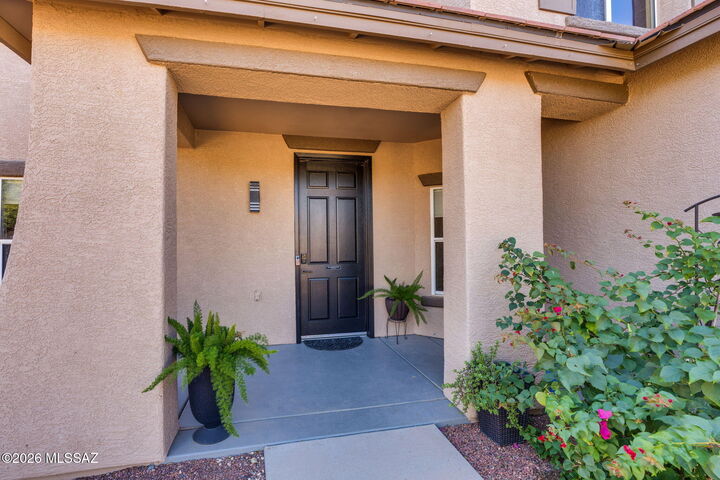 Property Photo:  3614 E Canter Road  AZ 85739 