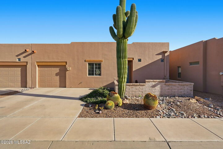 Property Photo: 3747 S Paseo De Los Nardos AZ 85614