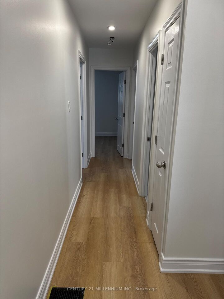 Property Photo:  131 Edelwild Drive  ON L9W 3H9 