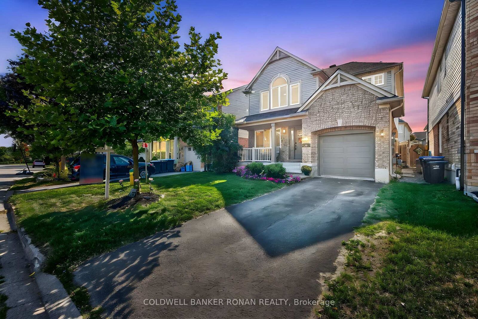 Property Photo:  22 Callander Crescent  ON L9R 0B4 