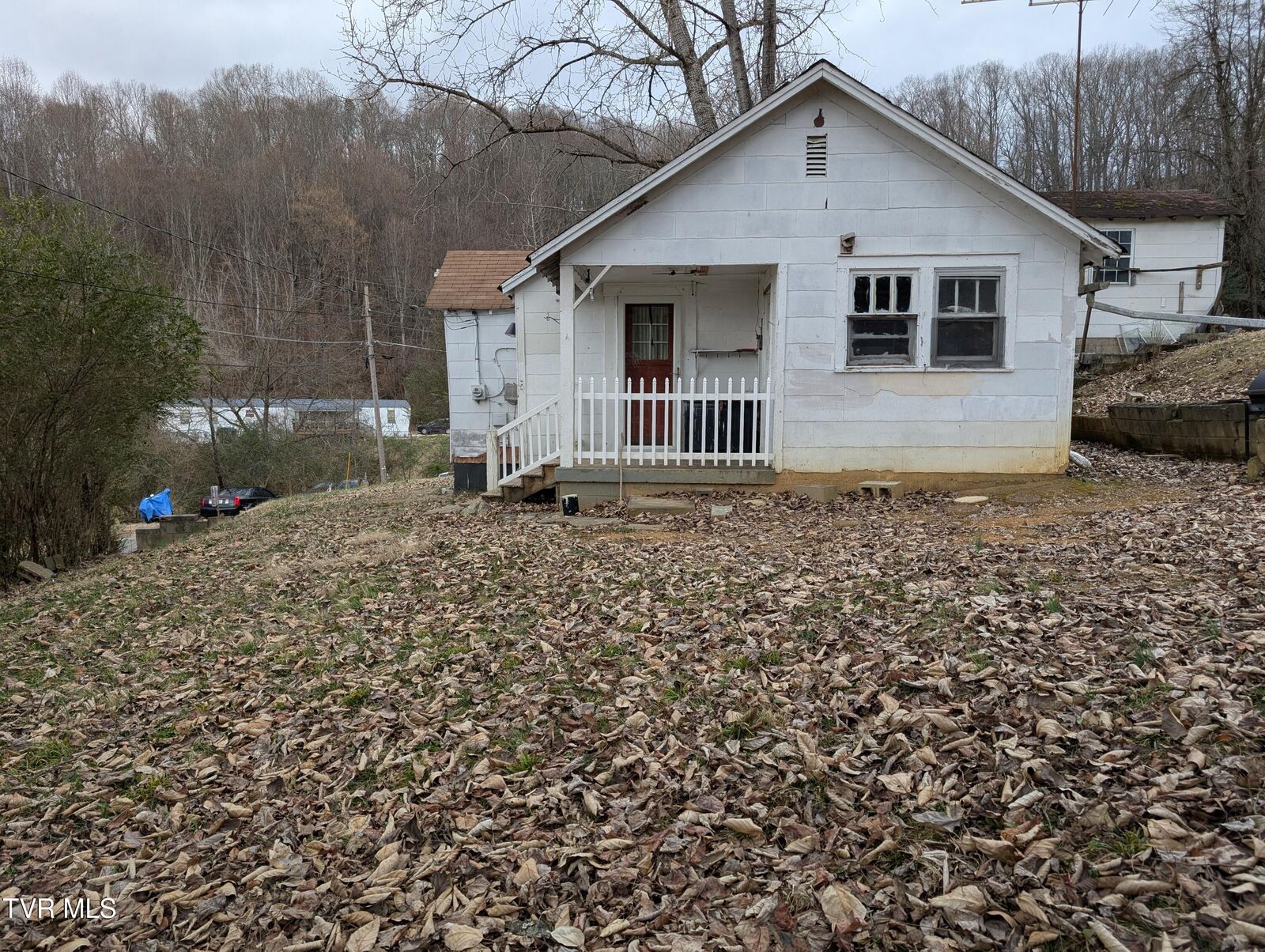Property Photo: 918 West Independence Drive TN 37660