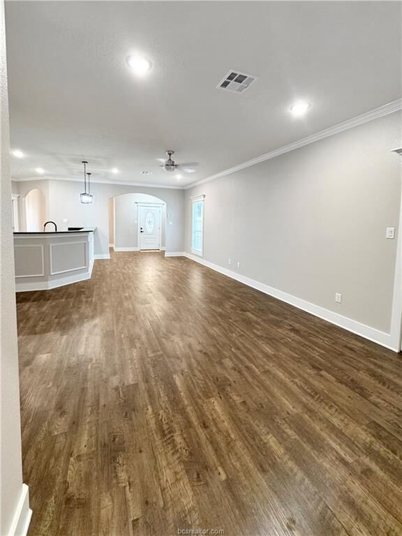 Property Photo:  2100 Zebrina Court  TX 77807 