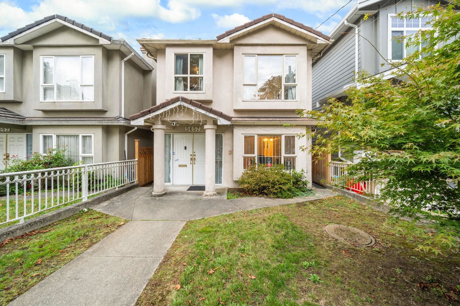 Property Photo:  5657 Kerr Street  BC V5R 4B5 