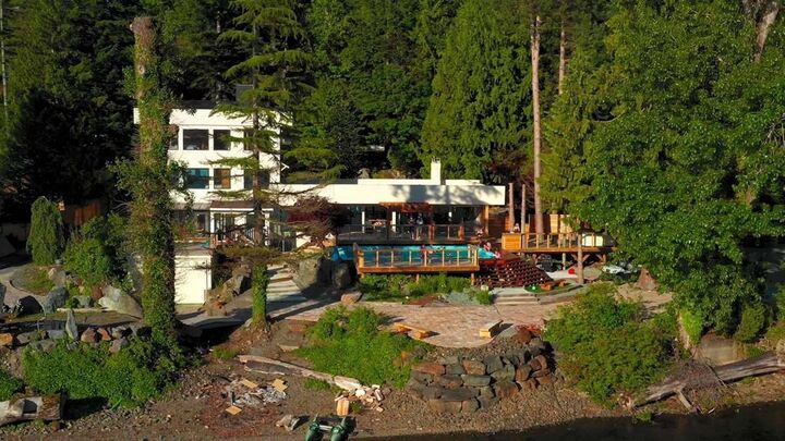 Property Photo: 6507 Rockwell Drive BC V0M 1A0