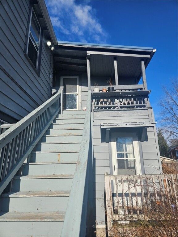 Property Photo: 607 N Cayuga Street 2N NY 14850