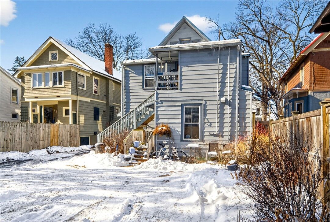 Property Photo: 607 N Cayuga Street 2N NY 14850