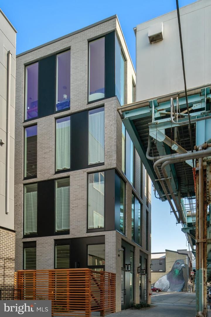 Property Photo:  1822 N Front Street 11  PA 19122 