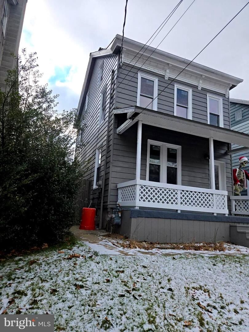 Property Photo:  30 Front Street  PA 19540 