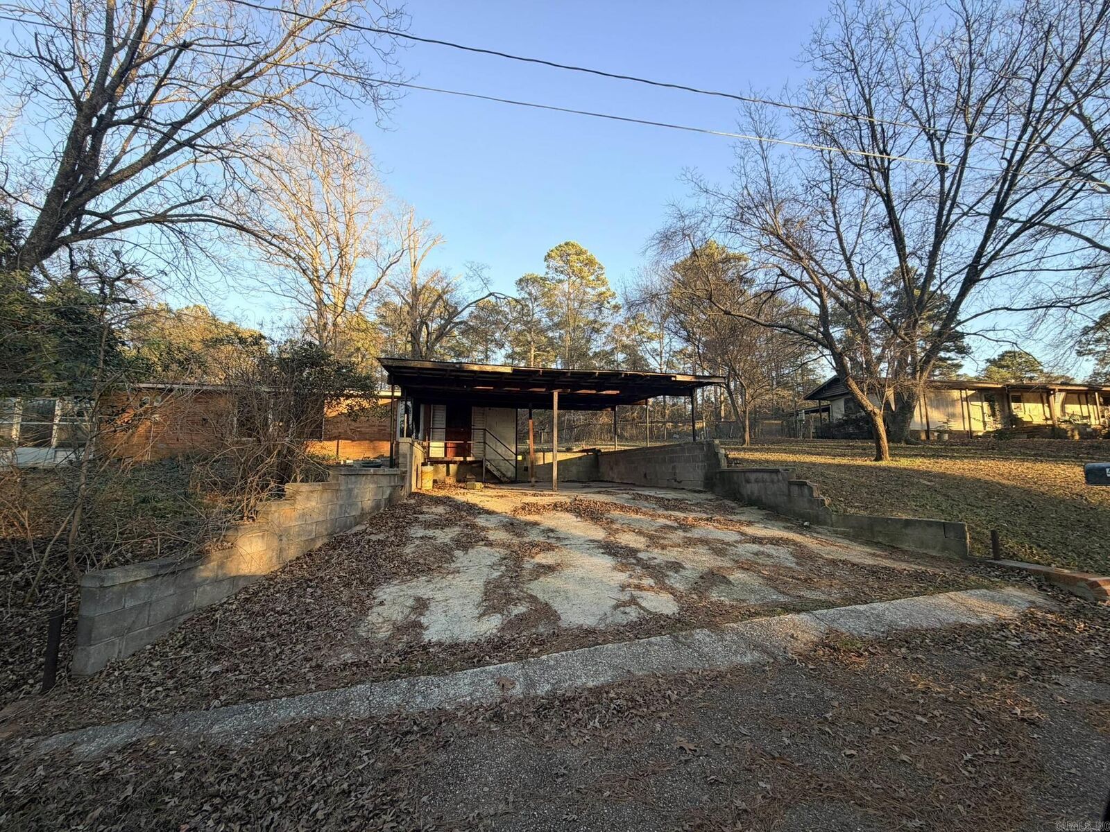 Property Photo:  409 Ouachita 15  AR 71726-8172 