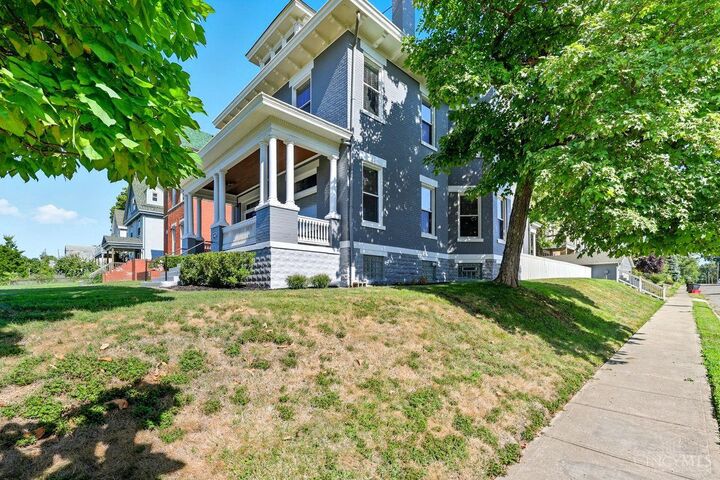 Property Photo:  4402 Lafayette Avenue  OH 45212 