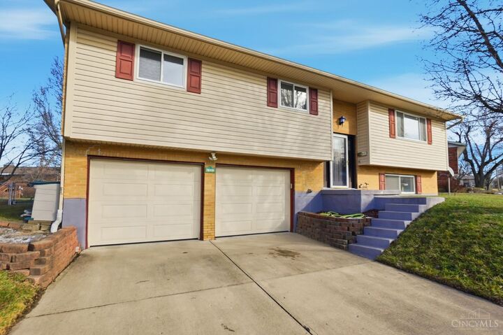 Property Photo:  1301 Nettie Drive  OH 45342 