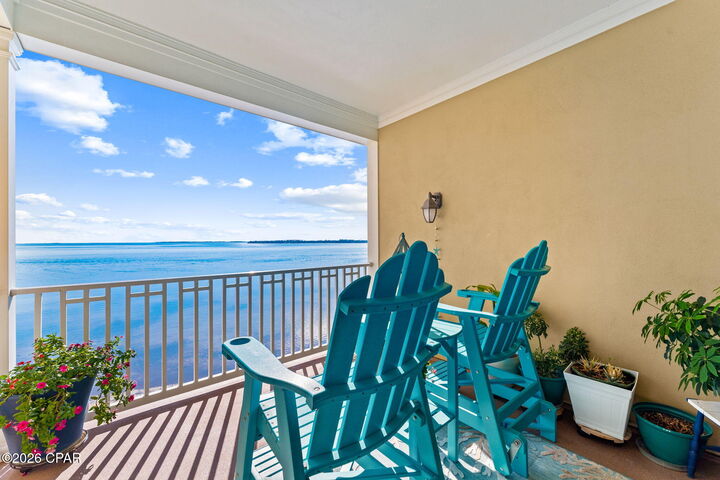 Property Photo:  3001 W 10th Street 415  FL 32401 