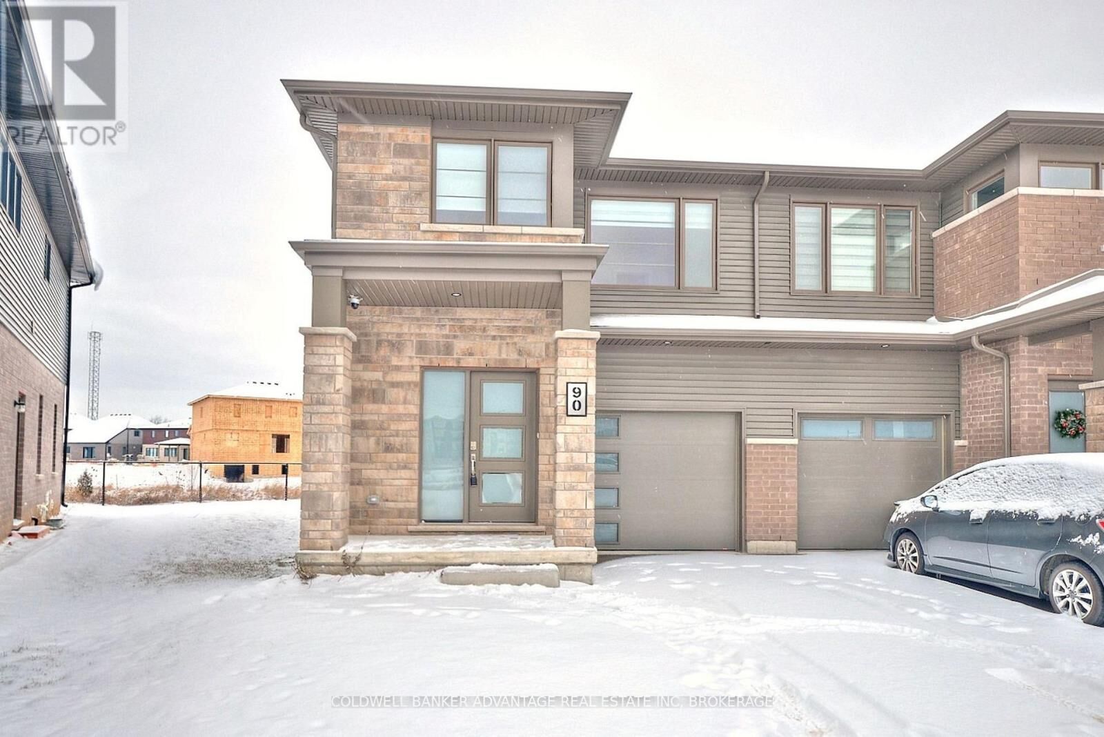 Photo de la propriété: 90 West Creek Court ON L3C 0K8