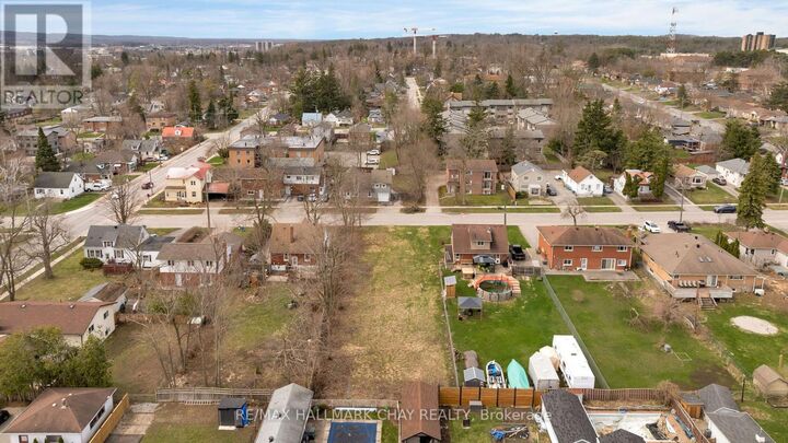 Property Photo:  147 Peel Street  ON L4M 3L7 