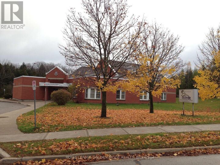 Property Photo:  415 Pickering Crescent  ON L3Y 8G8 