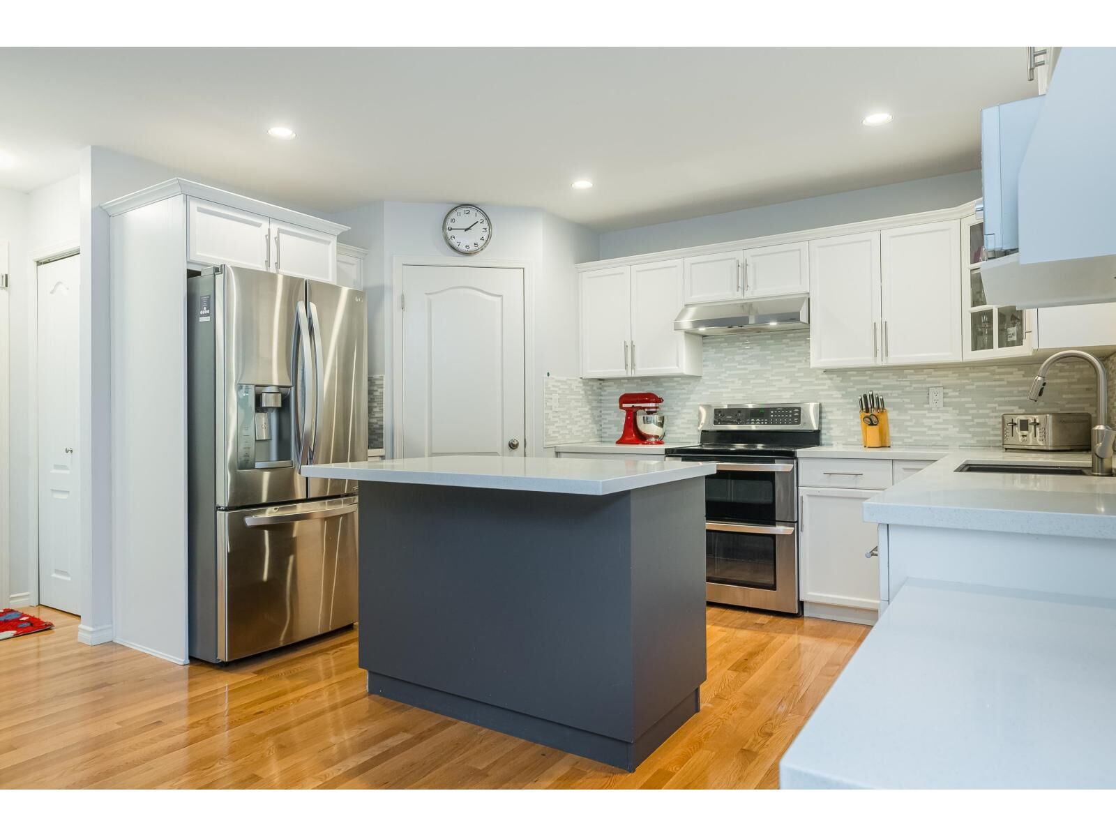 Property Photo:  20265 94B Avenue  BC V1M 3Z4 