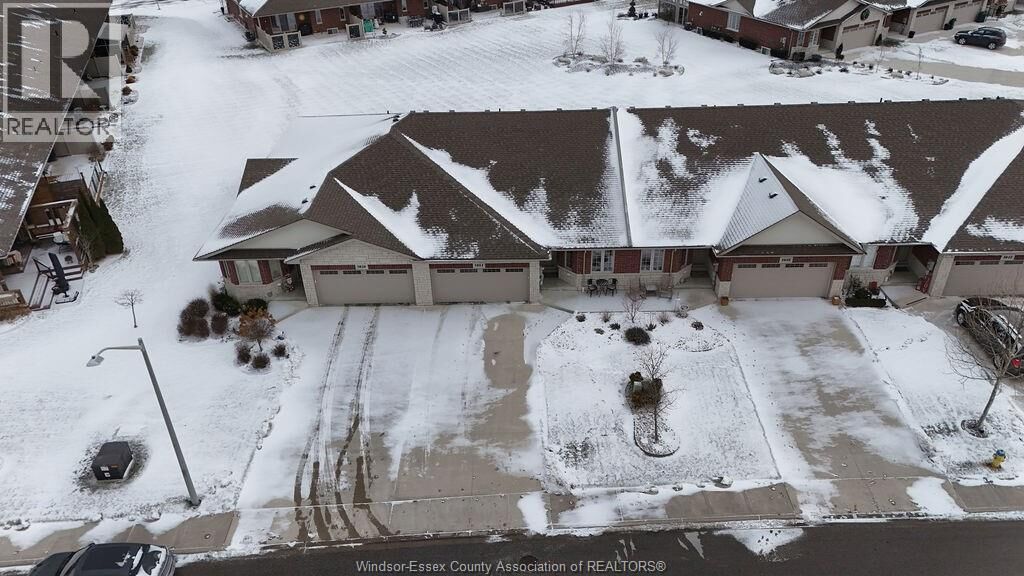 Property Photo: 1034 Florence Avenue ON N8P 0C3