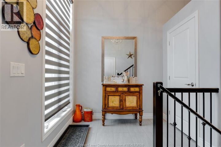 Property Photo: 427 Rosewood Drive ON N8L 1B9