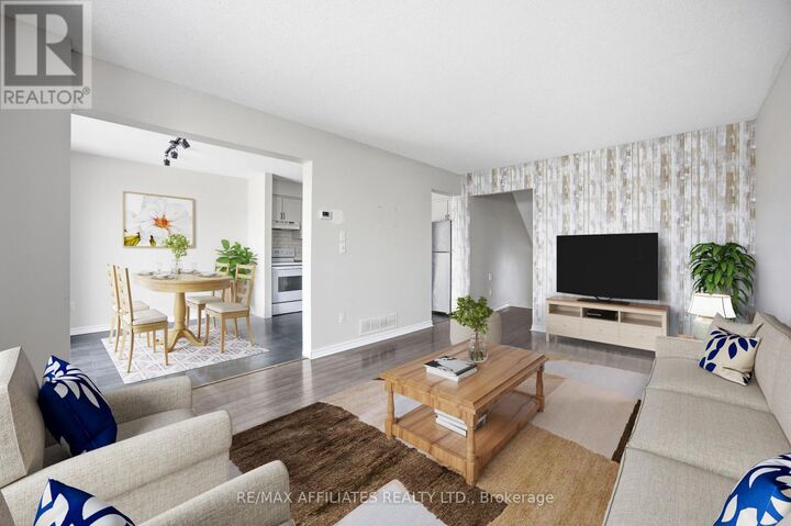 Property Photo:  128 Dunham Street  ON K7C 4M8 