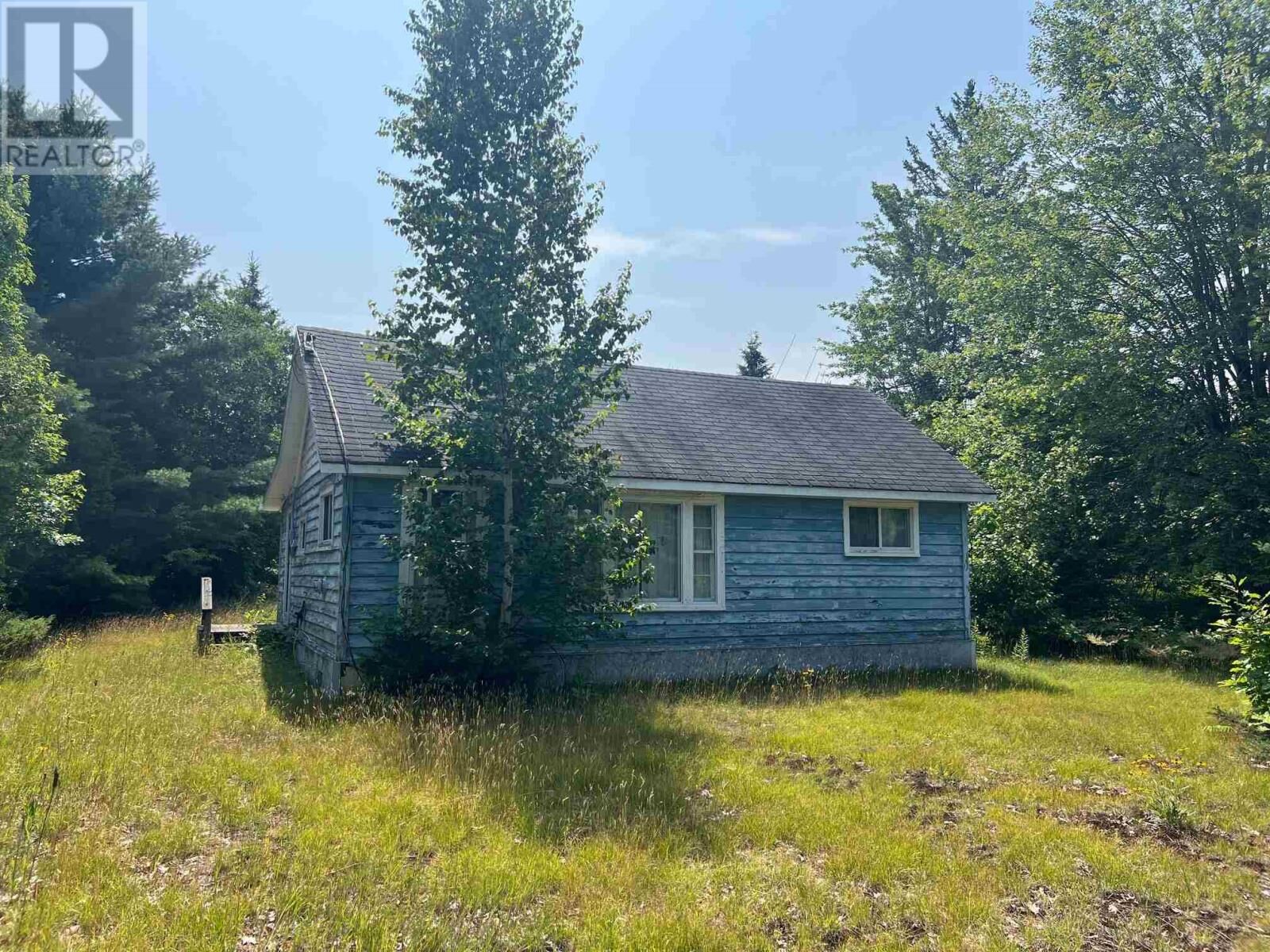 Photo de la propriété:  2231 Hilton Rd  ON P0R 1G0 