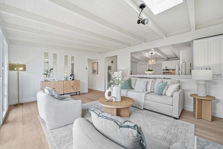 Property Photo:  682 Patoma Ct  CA 94536 