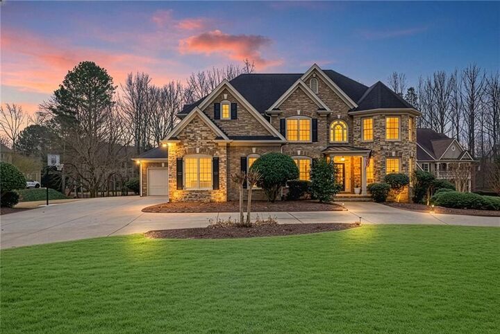 Property Photo:  5810 Broadwater Trail  GA 30040 