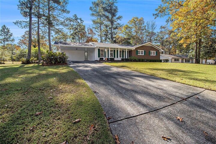 Property Photo:  2540 Thornton Drive  GA 30349 