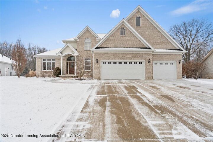 Property Photo:  2658 Sanibel Hollow  MI 48842 