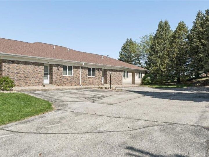Property Photo:  427 SW 8th Avenue 10  IA 50677 