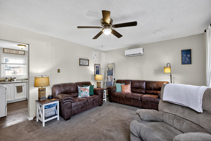 Property Photo:  199 Dunroven Road  KY 40383 