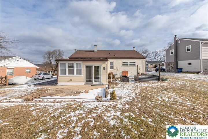 Property Photo:  107 9th Street  PA 18036 