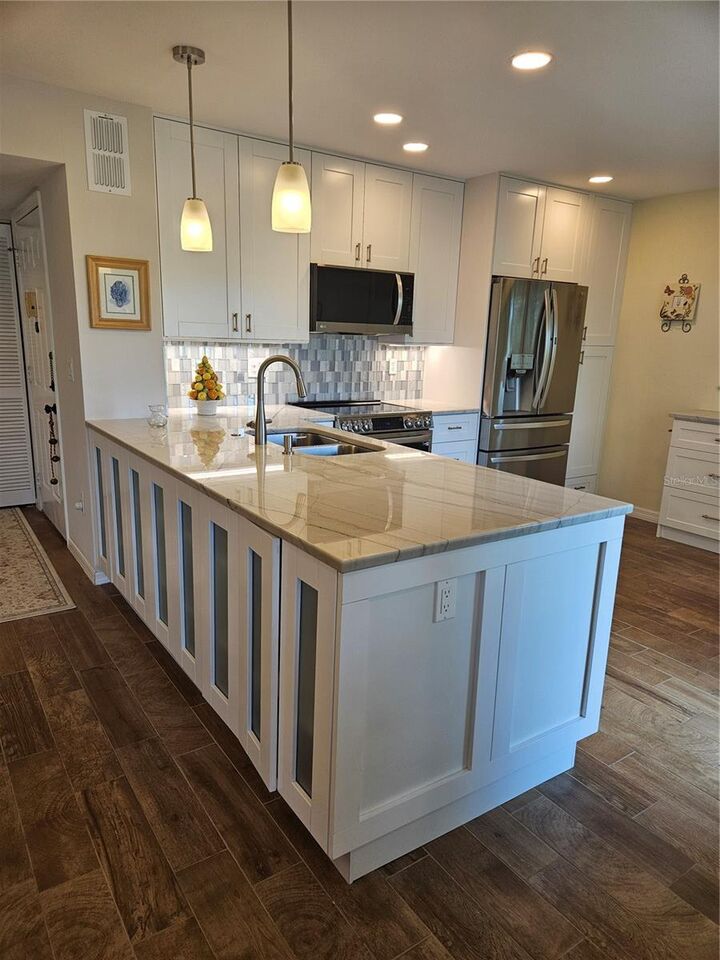 Property Photo:  418 Cerromar Court 157  FL 34293 