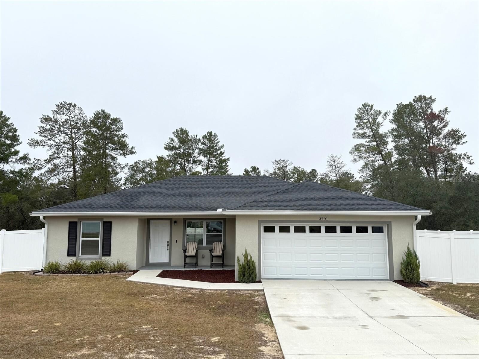 Property Photo: 3791 SW 166th Place Road FL 34473