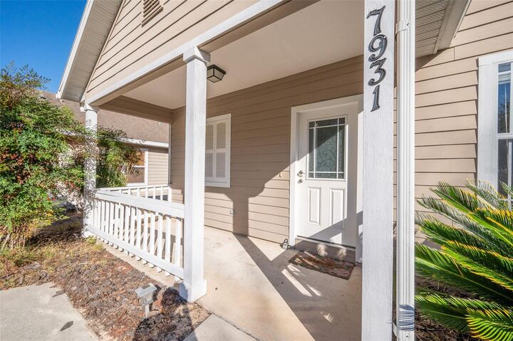 Property Photo:  7931 SW 88th Street  FL 32608 