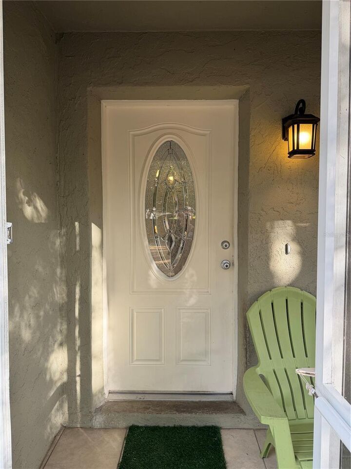 Property Photo: 4717 Hollingsworth Avenue FL 34233